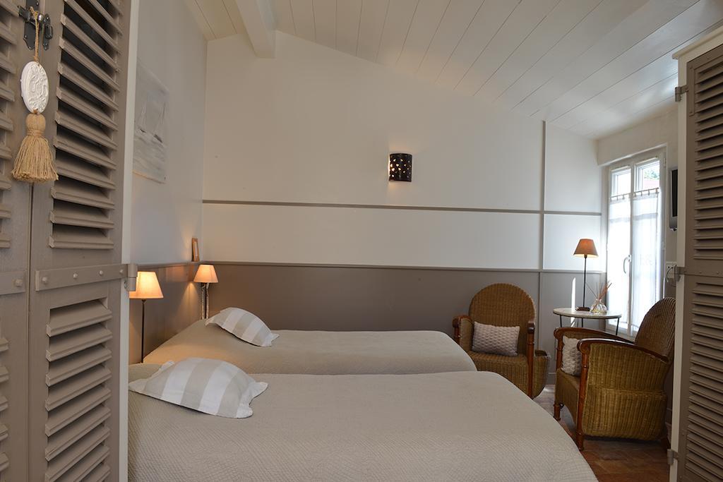 Hotel Les Bois Flottais لو بوا بلاج أو ر الغرفة الصورة